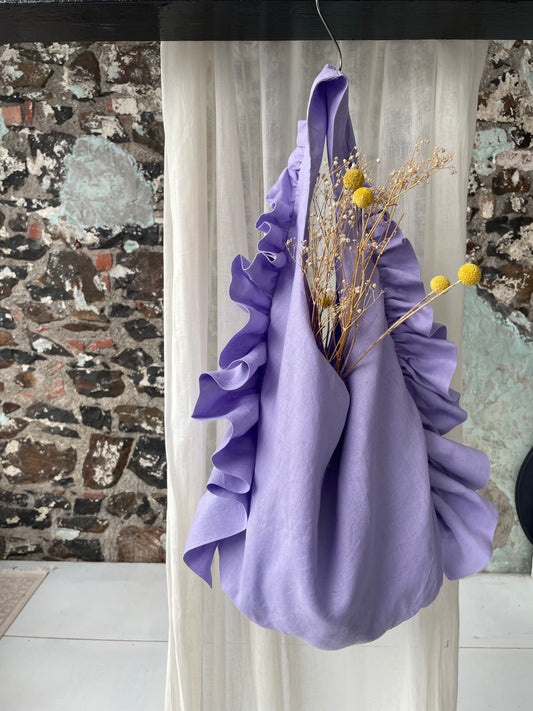 Slouchy Ruffle Bag in Wisteria
