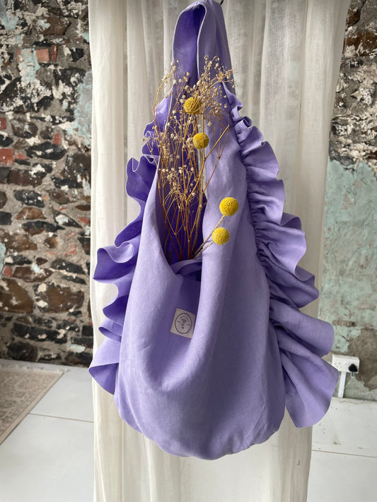 Slouchy Ruffle Bag in Wisteria