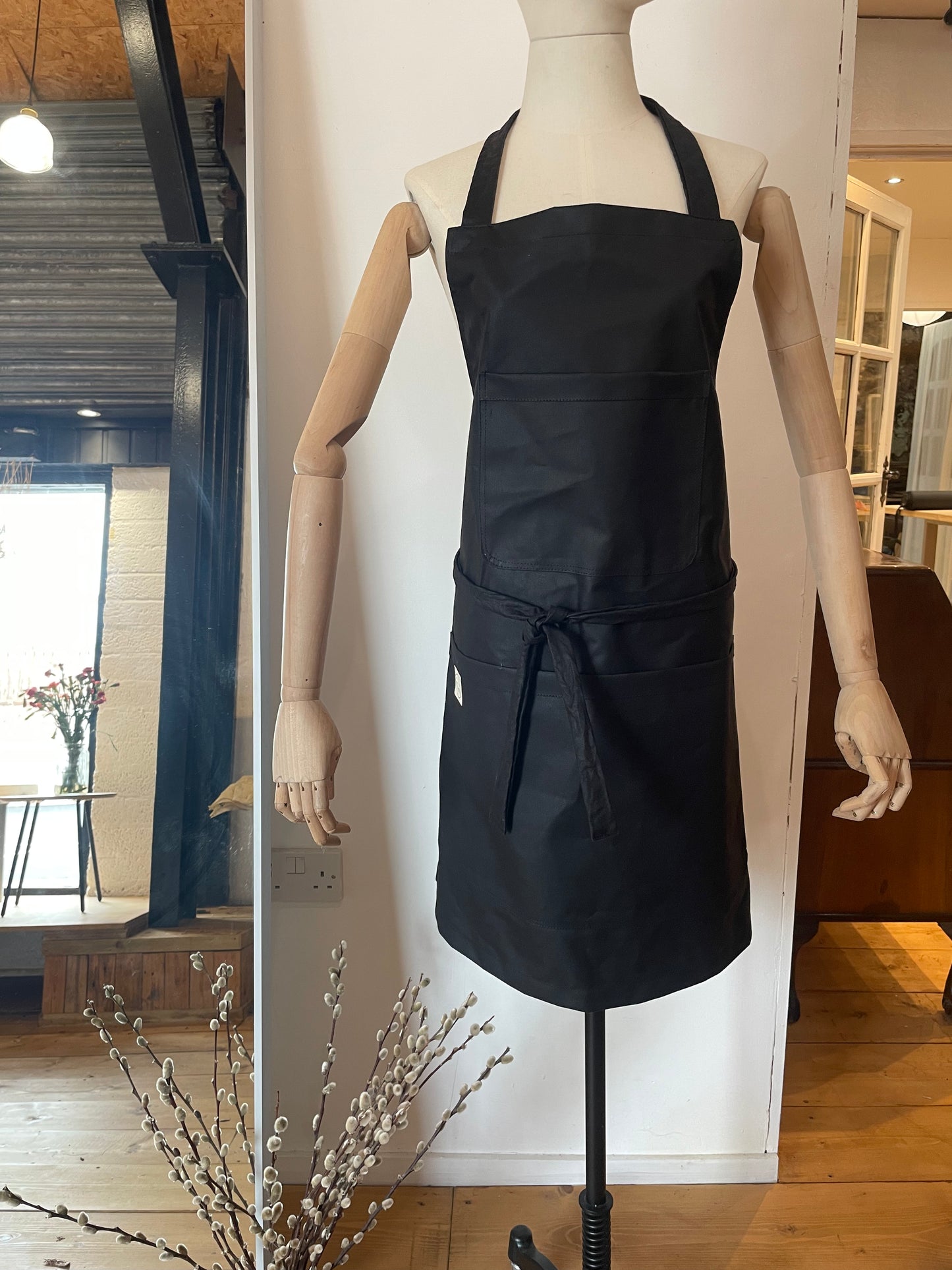 Waxed Cotton Apron Black