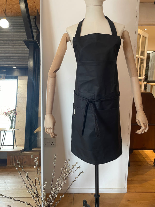 Waxed Cotton Apron Black