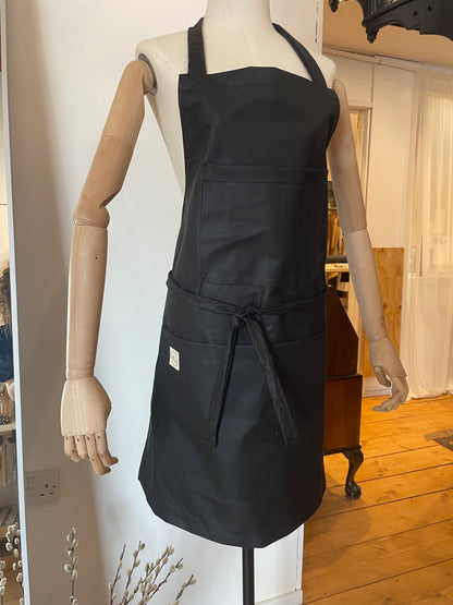 Waxed Cotton Apron Black